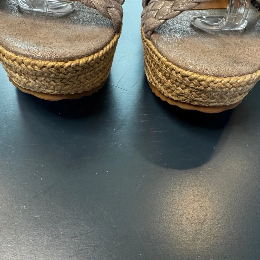Trask Women 8 M Metallic Silver Woven Leather Espadrille Wedge Heel Sandals